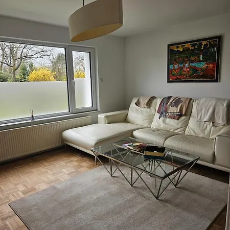 Wintergarden Magiccomfortable Semi-detached House *