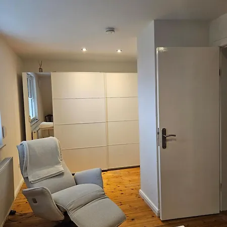 Апартаменты Wintergarden Magiccomfortable Semi-detached House Шенефельд